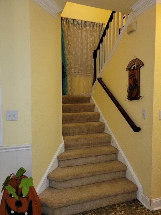 Foto del edificio - Camden Village