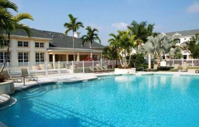 Building Photo - 224 Murcia Dr