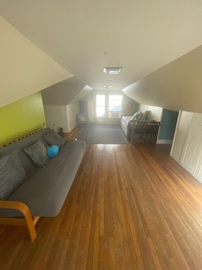 Foto del edificio - 1 Bedroom loft in Denver