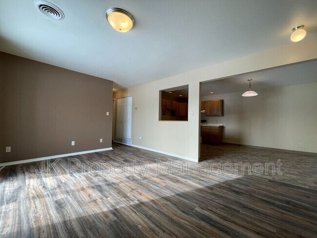 Foto del edificio - 3409 11th Ave S