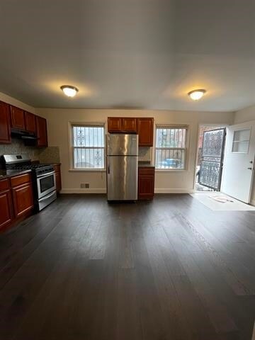 Building Photo - 291 2nd St