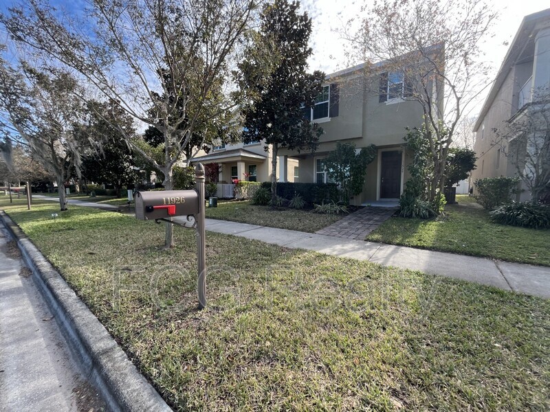 Foto principal - 11926 Silverlake Park Dr