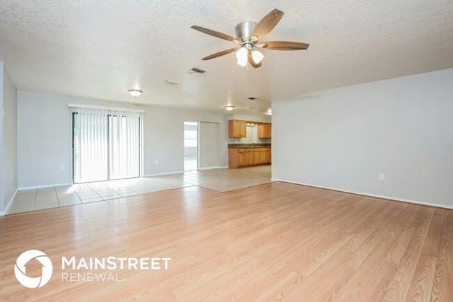 Building Photo - 1320 Arlington Cir