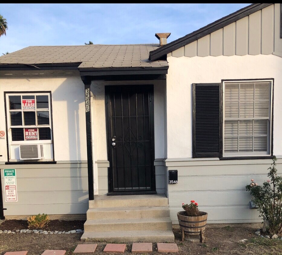 Front of unit - 3544 El Sereno Ave