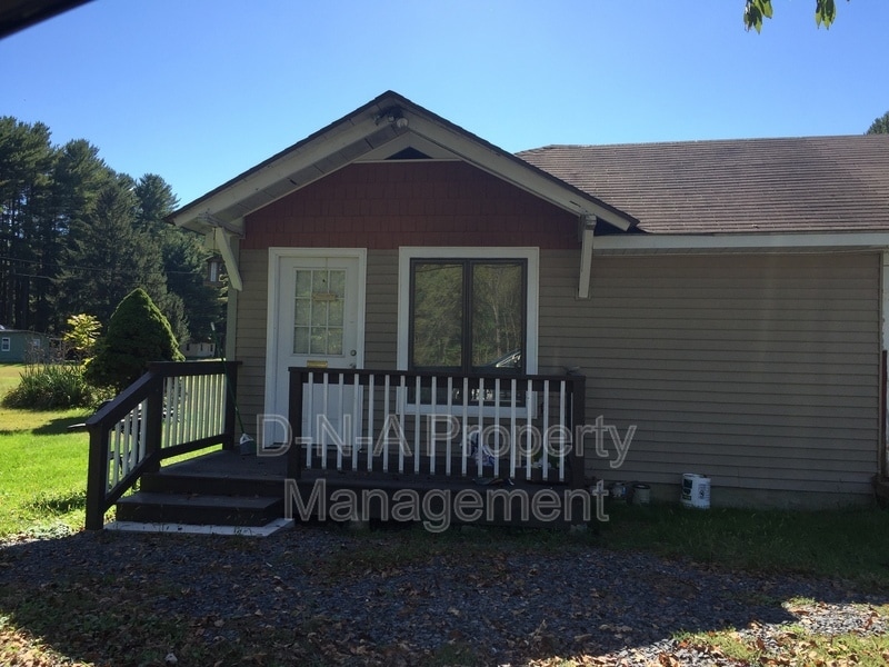283 Acres Rd, East Stroudsburg, PA 18301 Condo for Rent in East