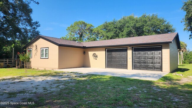 Foto del edificio - 3900 Ocala St