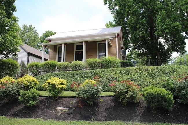 Foto del edificio - 1200 Woodland St