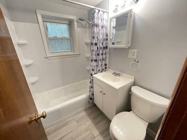 Building Photo - 20 Quincy St