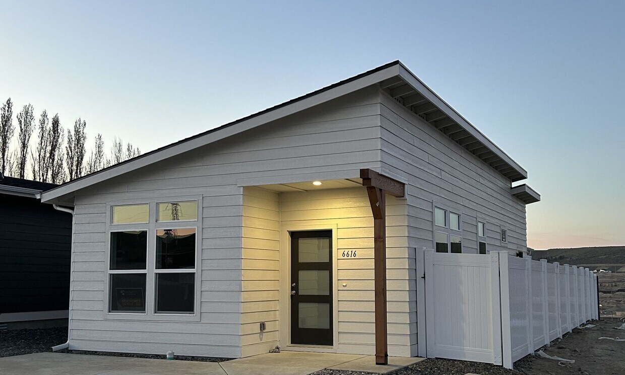 Primary Photo - Single Level Home in SunRidge Community