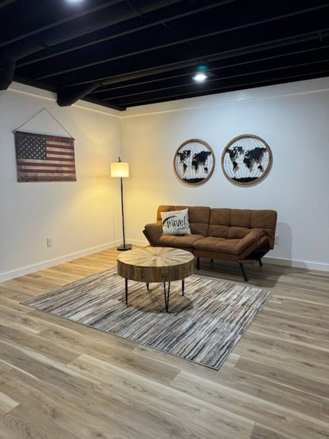 Foto del edificio - 10268 Cleveland Rd