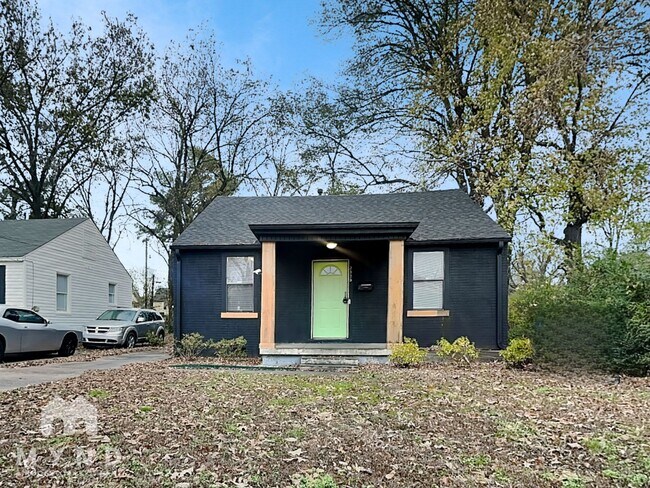 Foto del edificio - 2325 Riley Ave