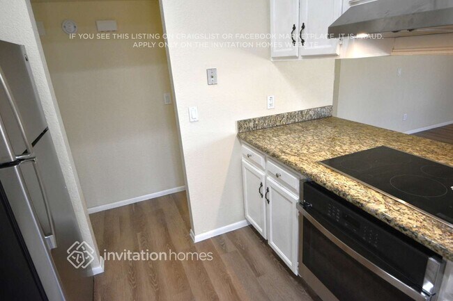 Foto del edificio - 3538 E Anderson Dr