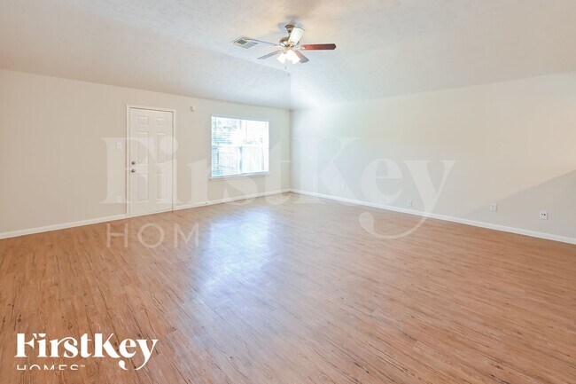 Building Photo - 2506 Fox Water Dr