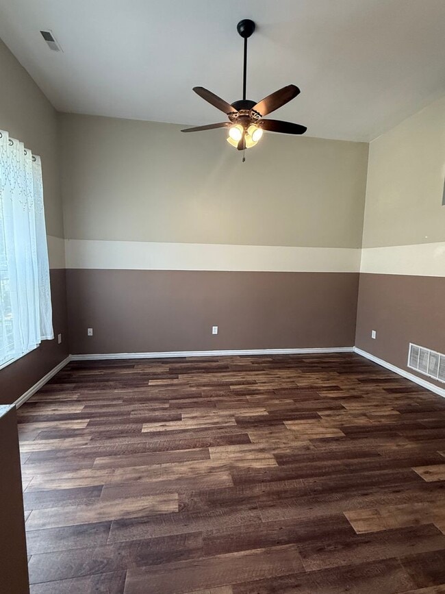 Building Photo - Charming 4-Bed, 2.5-Bath Home with Stylish...