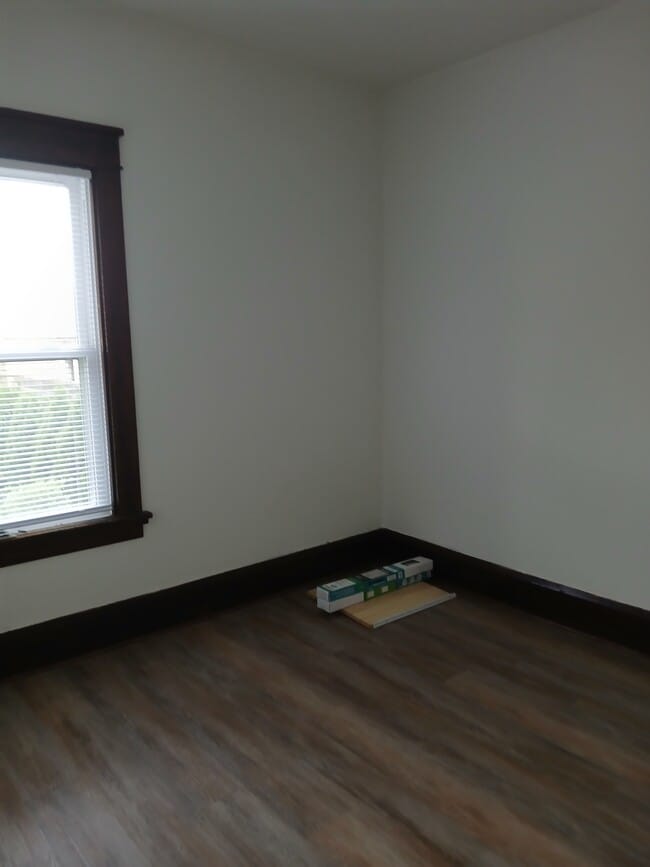 Building Photo - 3435 N Booth St