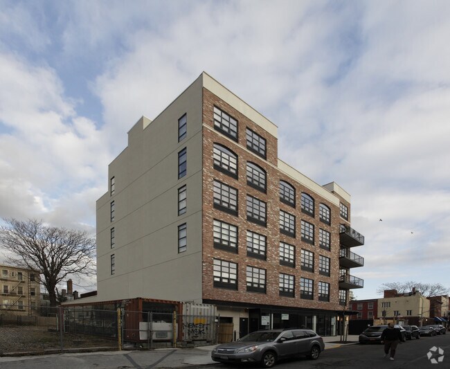 Foto del edificio - 65 N 6th St