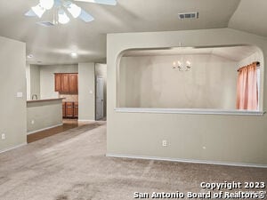 Building Photo - 610 Point Springs