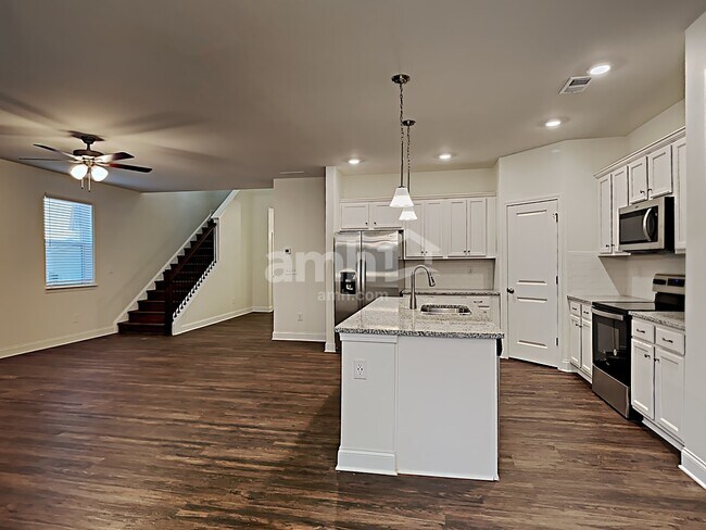 Foto del edificio - 5280 Valley Dr