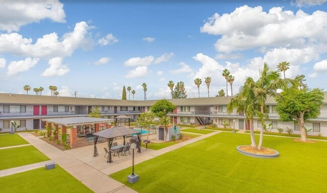 Building Photo - Miramar