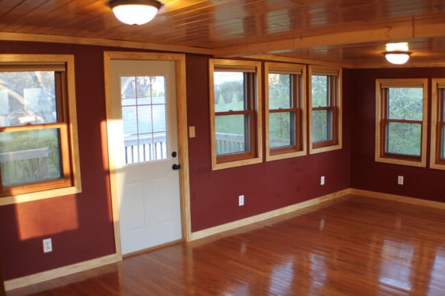 Building Photo - NW Rochester home available now! Very Nice...