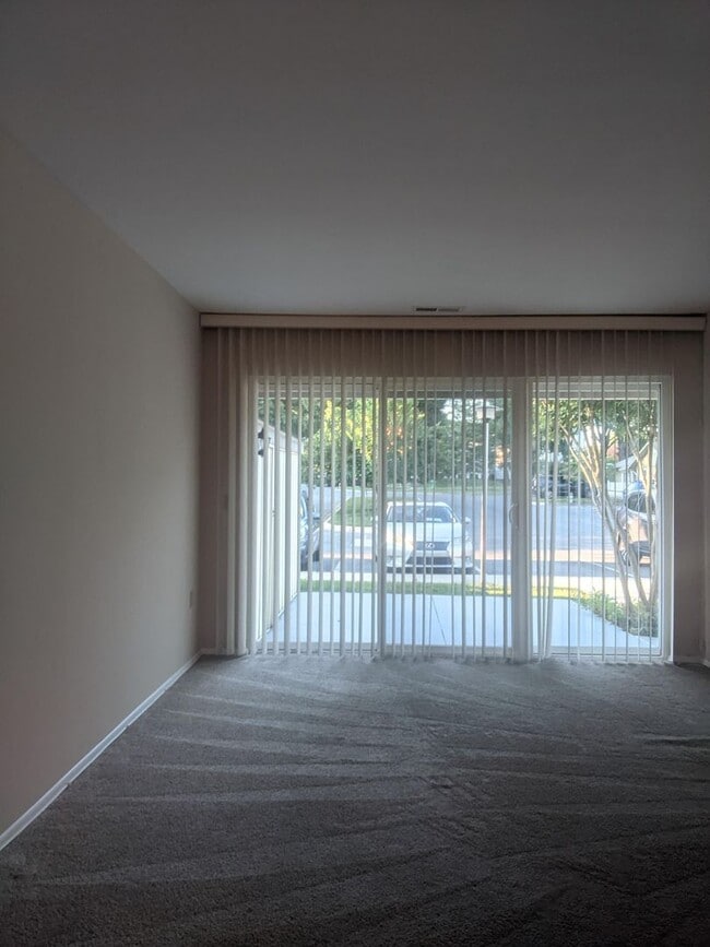 Building Photo - Leisure World Townhouse for Rent in 55+ Co...
