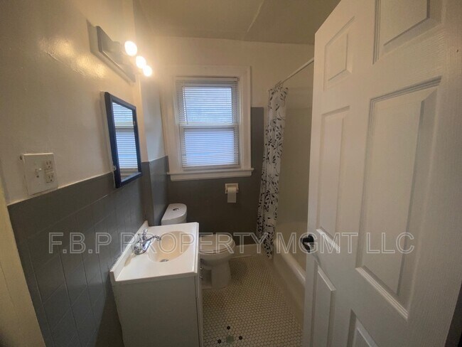 Foto del edificio - 3831 Waverly St