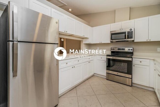 Foto del edificio - 3 Bedroom Pet-Friendly Home in LONGWOOD, F...