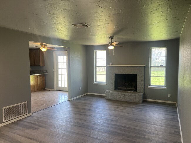 Foto del edificio - 1101 Teal Pl