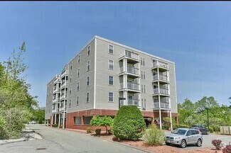 Building Photo - 86 E Howard St