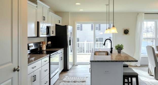 Building Photo - 8151 Lenker Dr