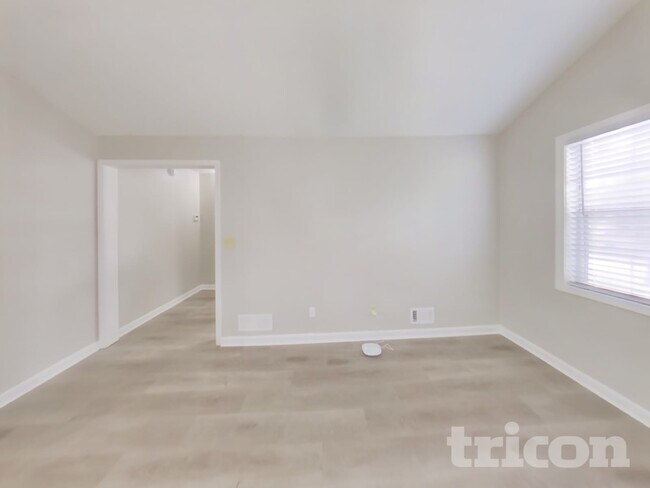 Foto del edificio - 2407 Windridge Dr NE