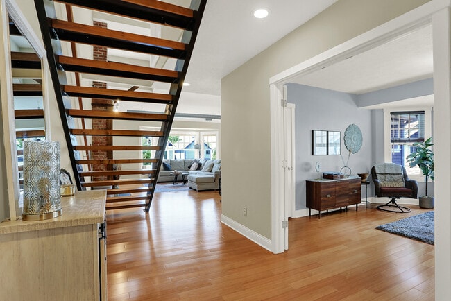 Foto del edificio - 2123 N Delaware St