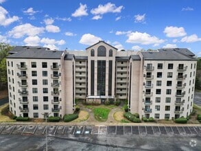 Building Photo - 211 Heritage Blvd