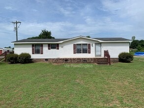 Building Photo - 10894 US-64 ALT