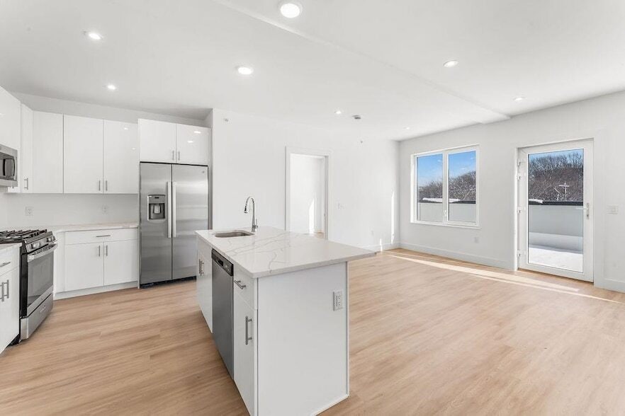 Photo - 3309 Liberty Avenue Unit 507