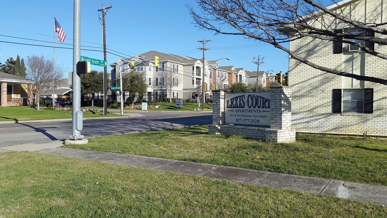 Foto principal - 5928 Fletcher Ave