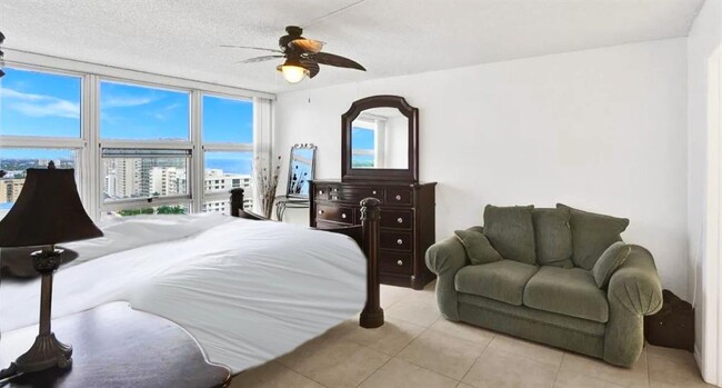 Foto del edificio - 531 N Ocean Blvd