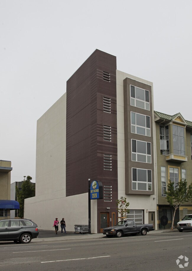 Primary Photo - 960 Harrison St