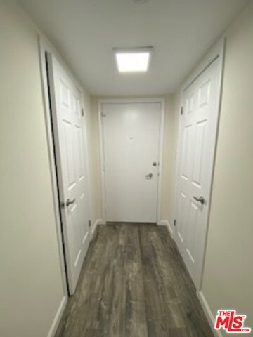 Foto del edificio - 7045 Hawthorn Ave