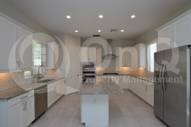 Building Photo - 6508 E Rose Marie Ln