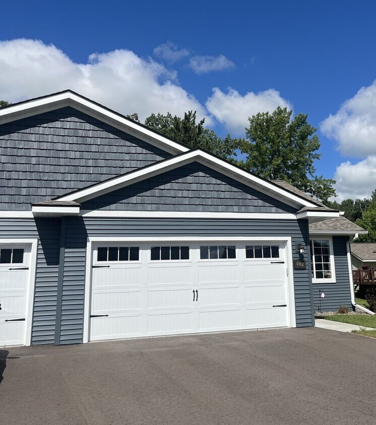 Building Photo - 4962 Bluebell Ct