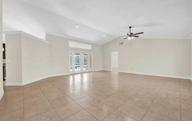 Building Photo - Stunning 3-Bedroom, 2-Bath Estate Home in ...