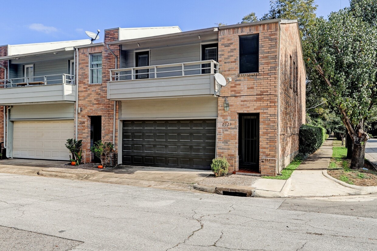 Photo - 2023 Converse St (Houston, TX)
