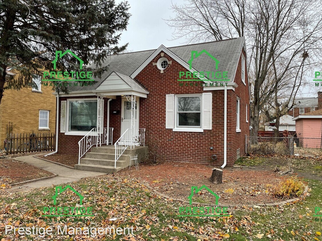 3 br, 2 bath House 8215 Hohman Avenue House for Rent in Munster, IN
