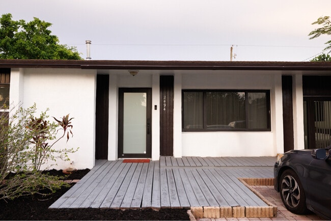 Building Photo - 2494 NW 98th Ln