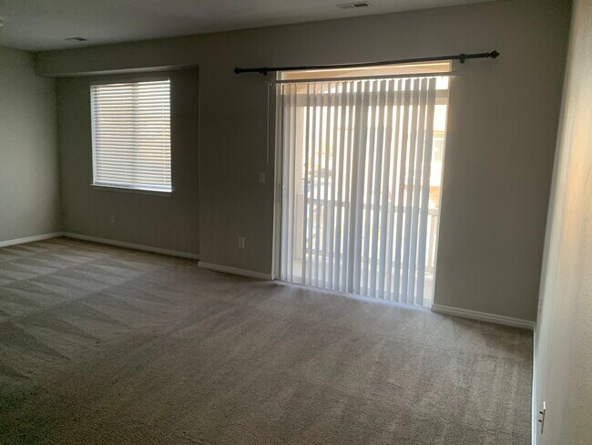 Building Photo - 3480 S Ashby Vw Cv