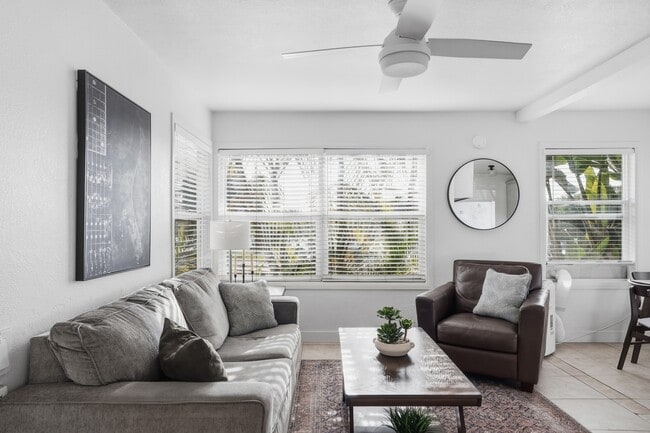 Foto del edificio - 2604 Juan St