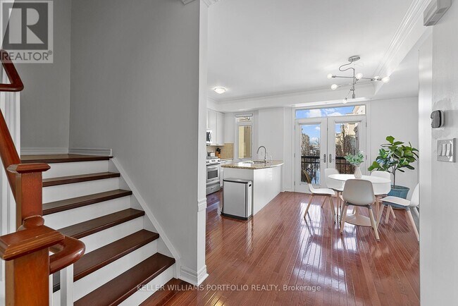 Photo du bâtiment - 60 Carr St