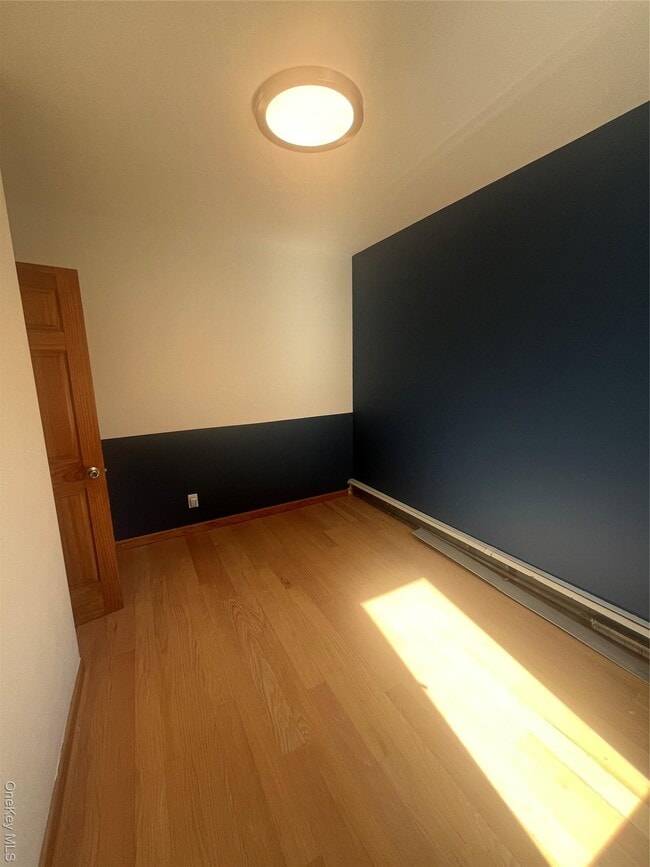 Building Photo - 61-20 55th Dr