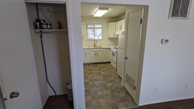 Building Photo - 489 S 450 E